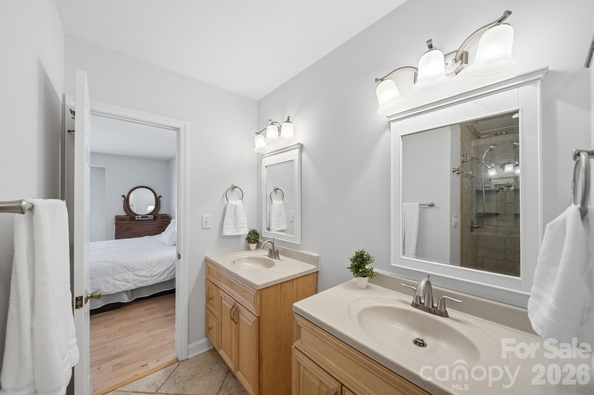 5136 Dunes Court Charlotte NC 28226