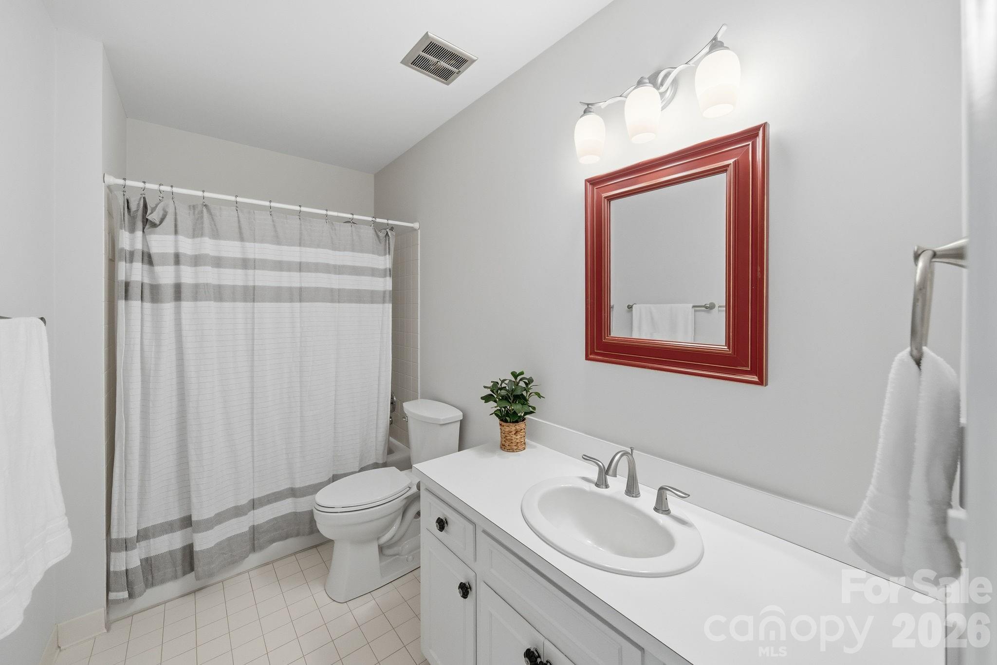5136 Dunes Court Charlotte NC 28226