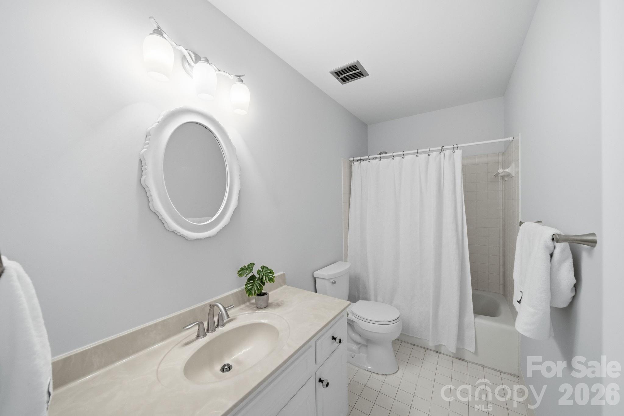 5136 Dunes Court Charlotte NC 28226