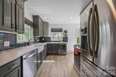 2414 Hassell Place Charlotte NC 28209