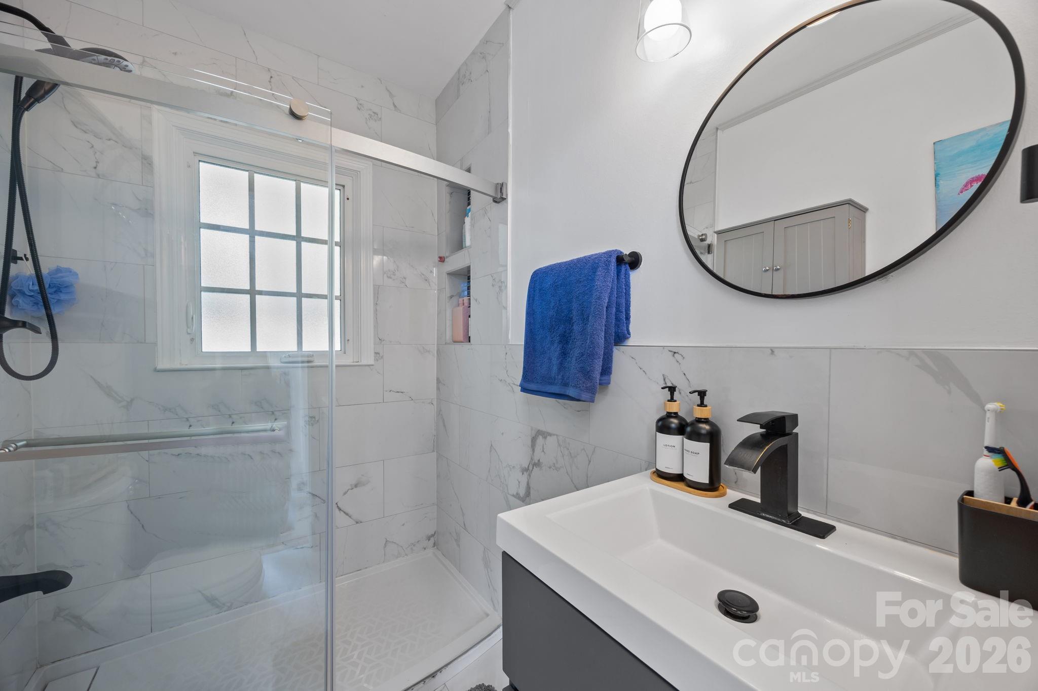 2414 Hassell Place Charlotte NC 28209