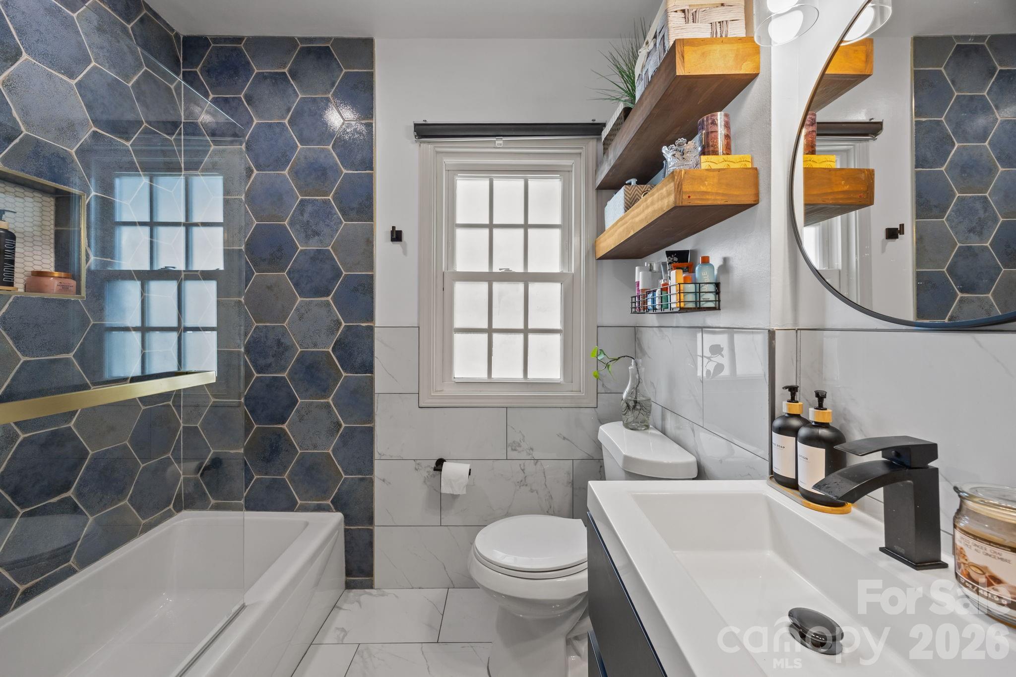 2414 Hassell Place Charlotte NC 28209