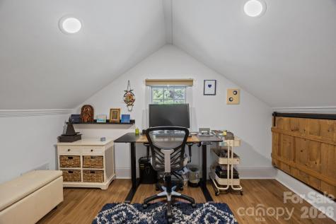 2414 Hassell Place Charlotte NC 28209