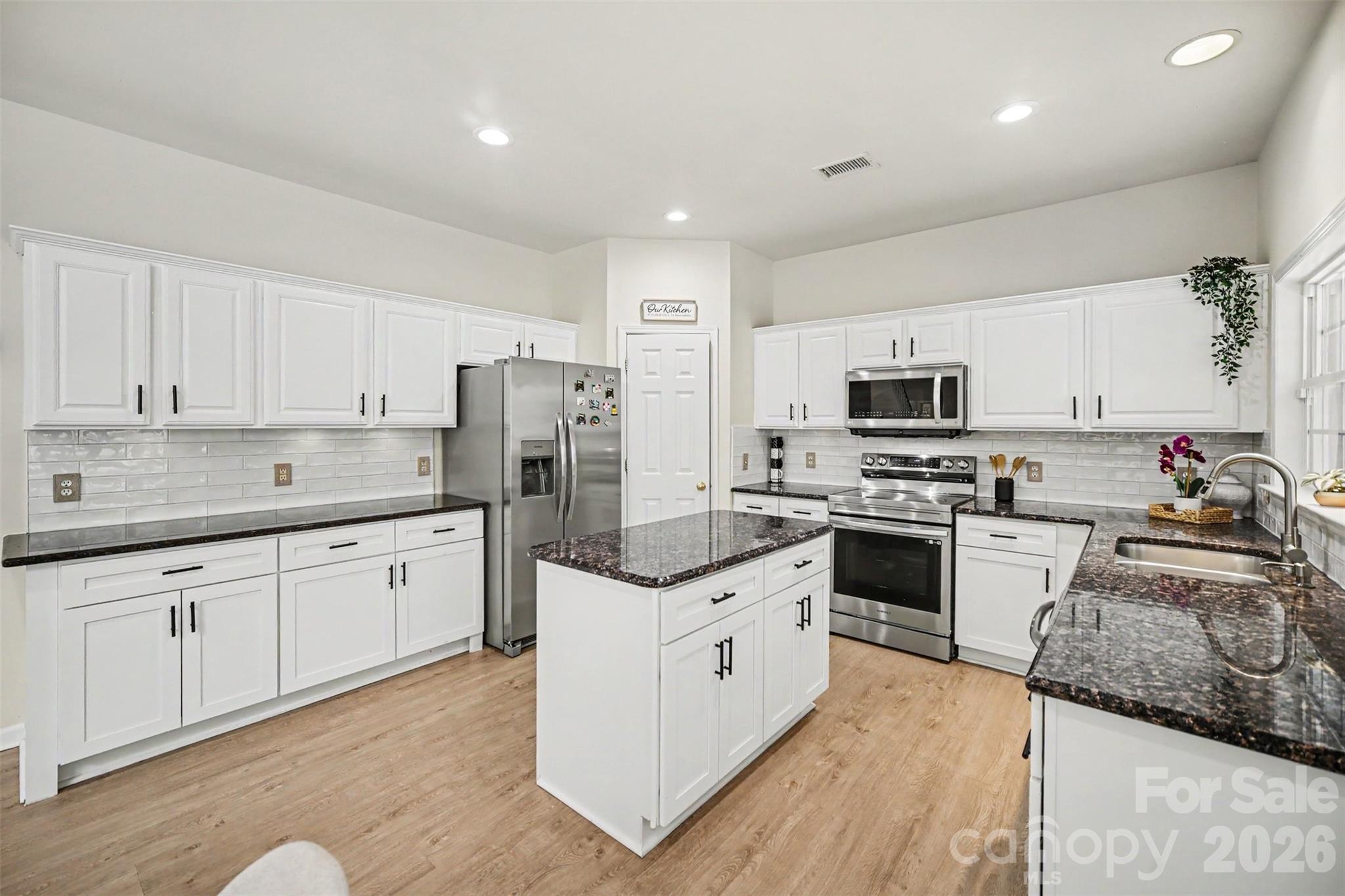 10609 Moberly Court Charlotte NC 28277