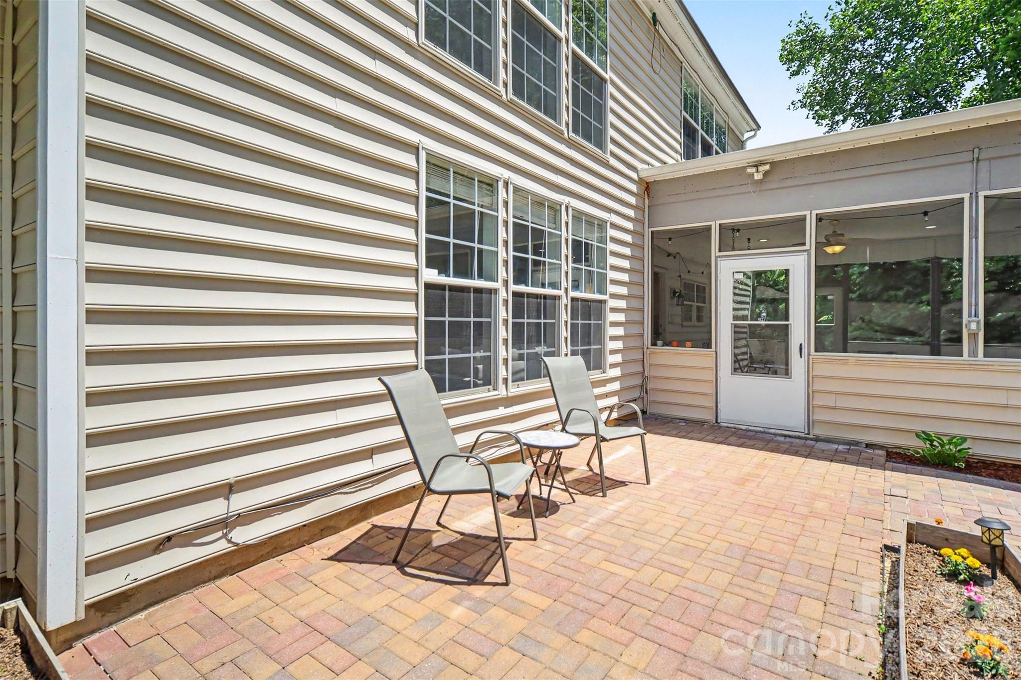 10609 Moberly Court Charlotte NC 28277