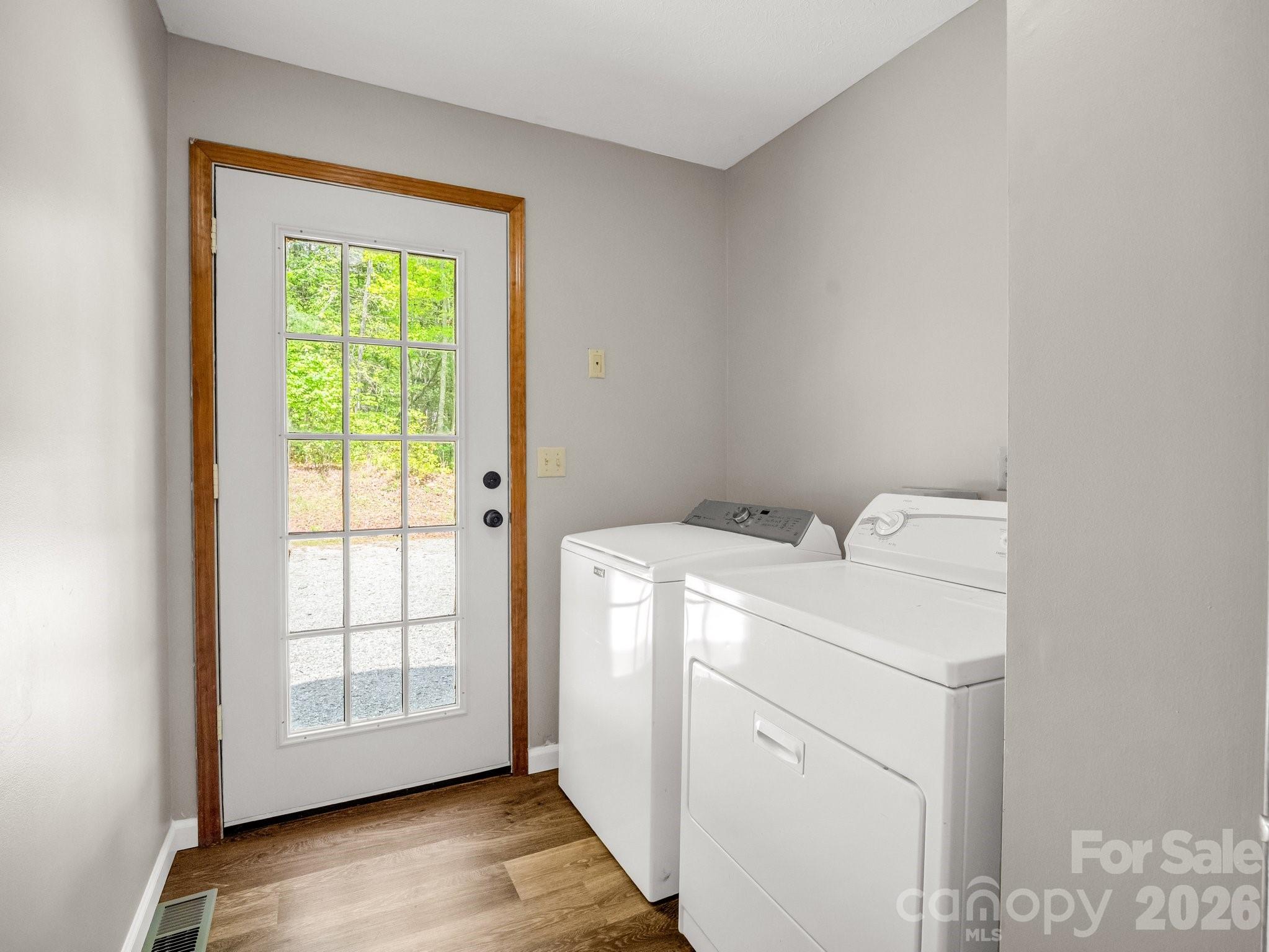 2304 Mountain Page Road Saluda NC 28773