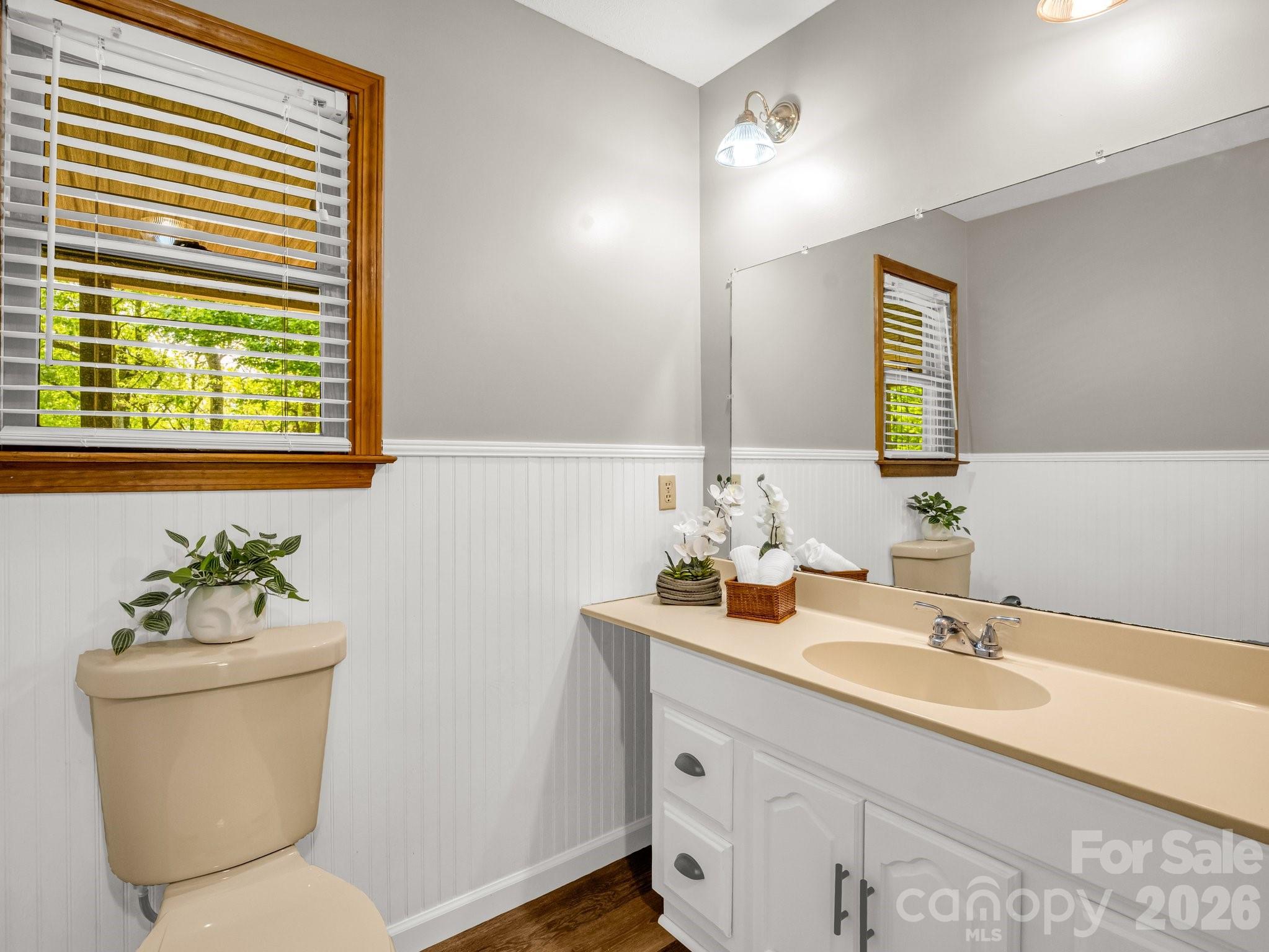 2304 Mountain Page Road Saluda NC 28773