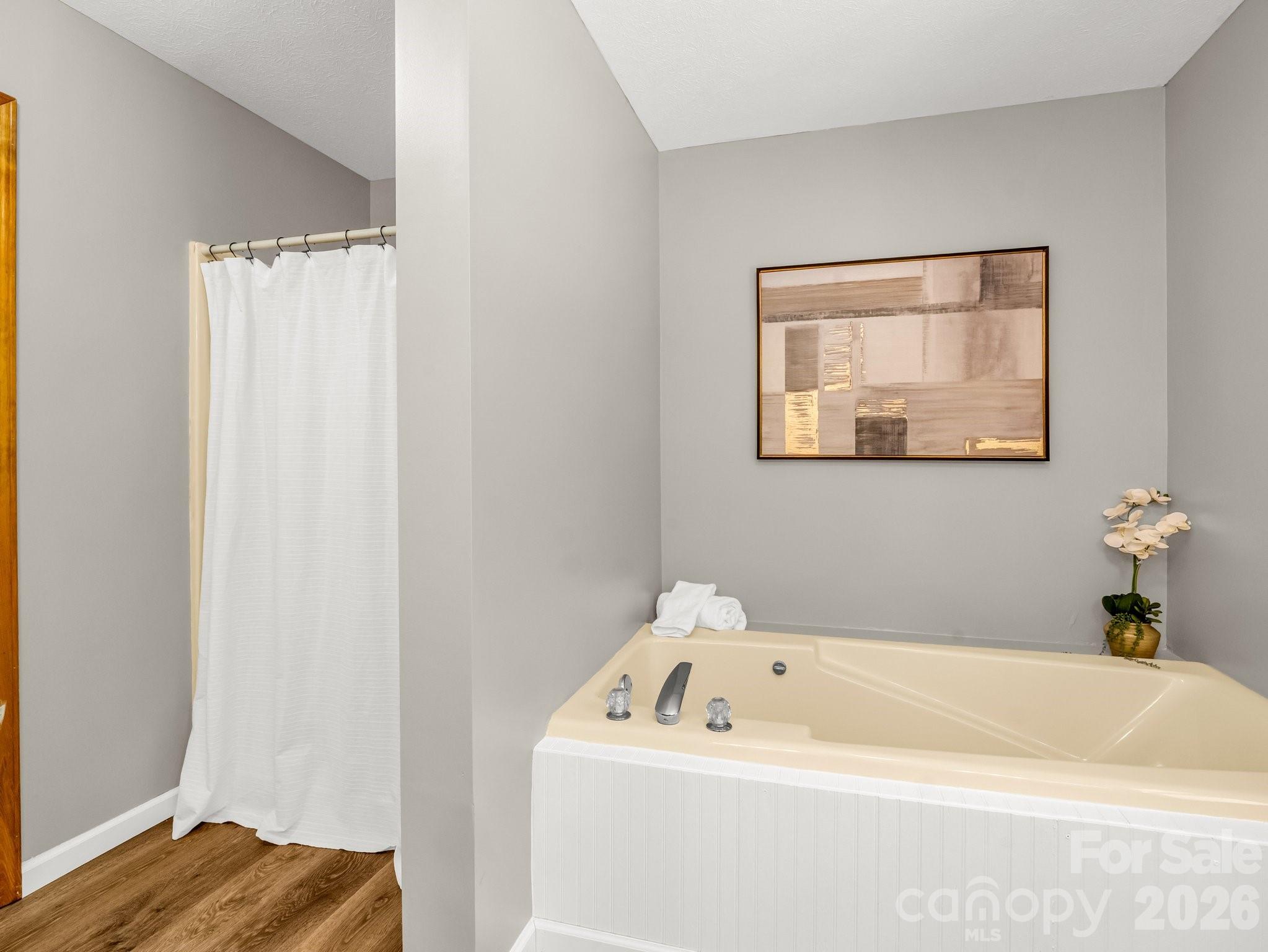 2304 Mountain Page Road Saluda NC 28773