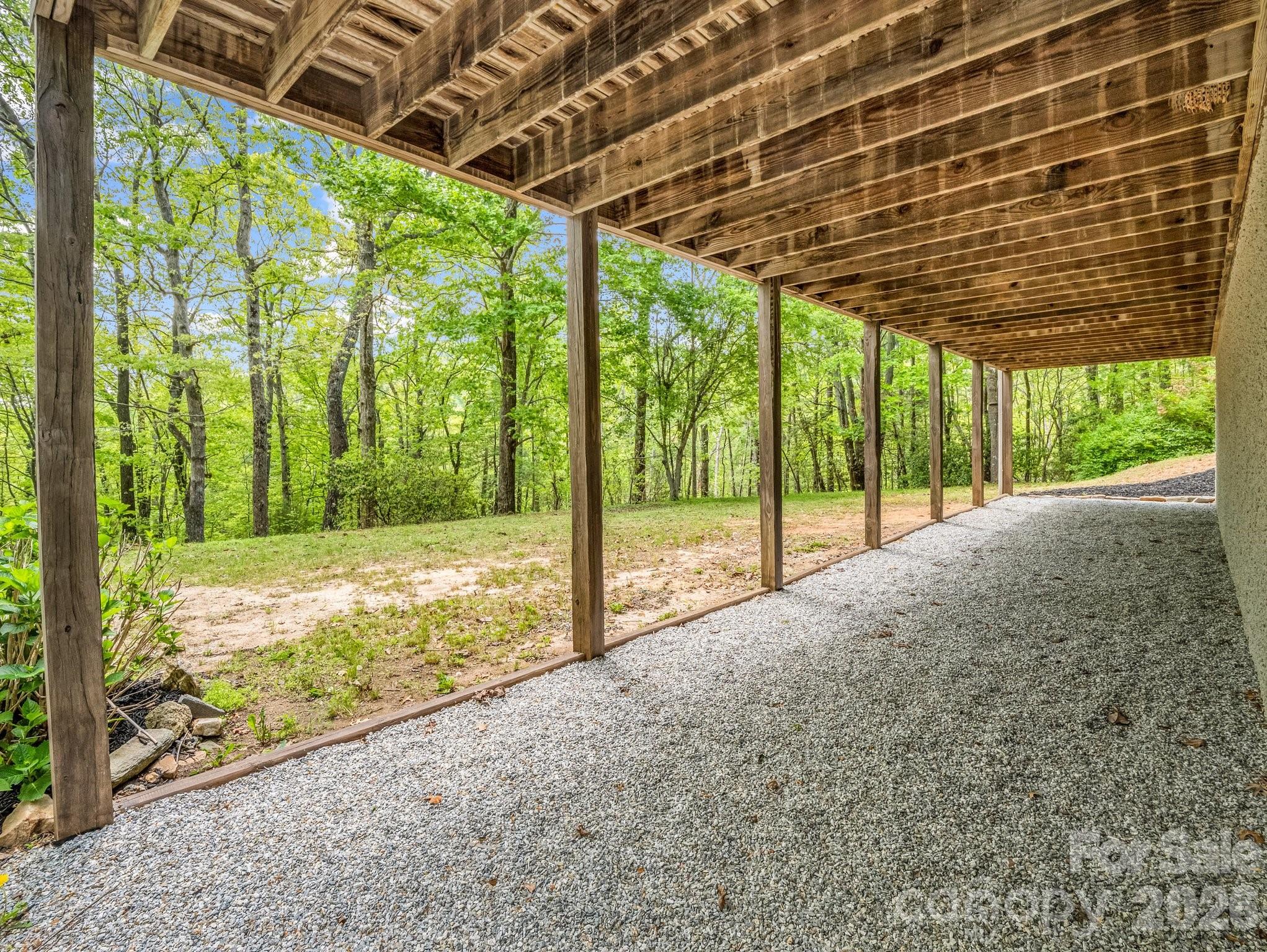 2304 Mountain Page Road Saluda NC 28773
