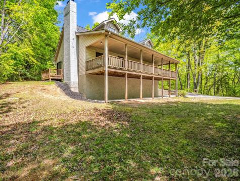 2304 Mountain Page Road Saluda NC 28773