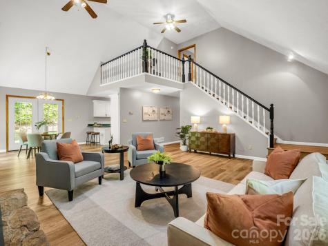 2304 Mountain Page Road Saluda NC 28773