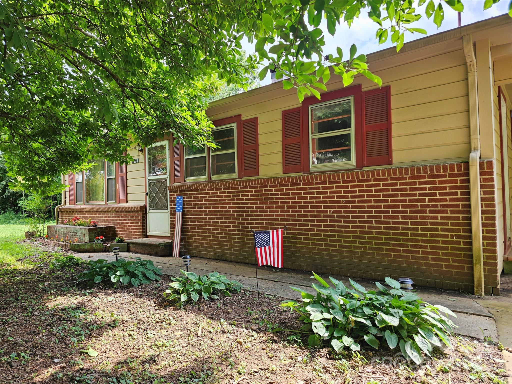 573 Uptons Landing Road Marion NC 28752