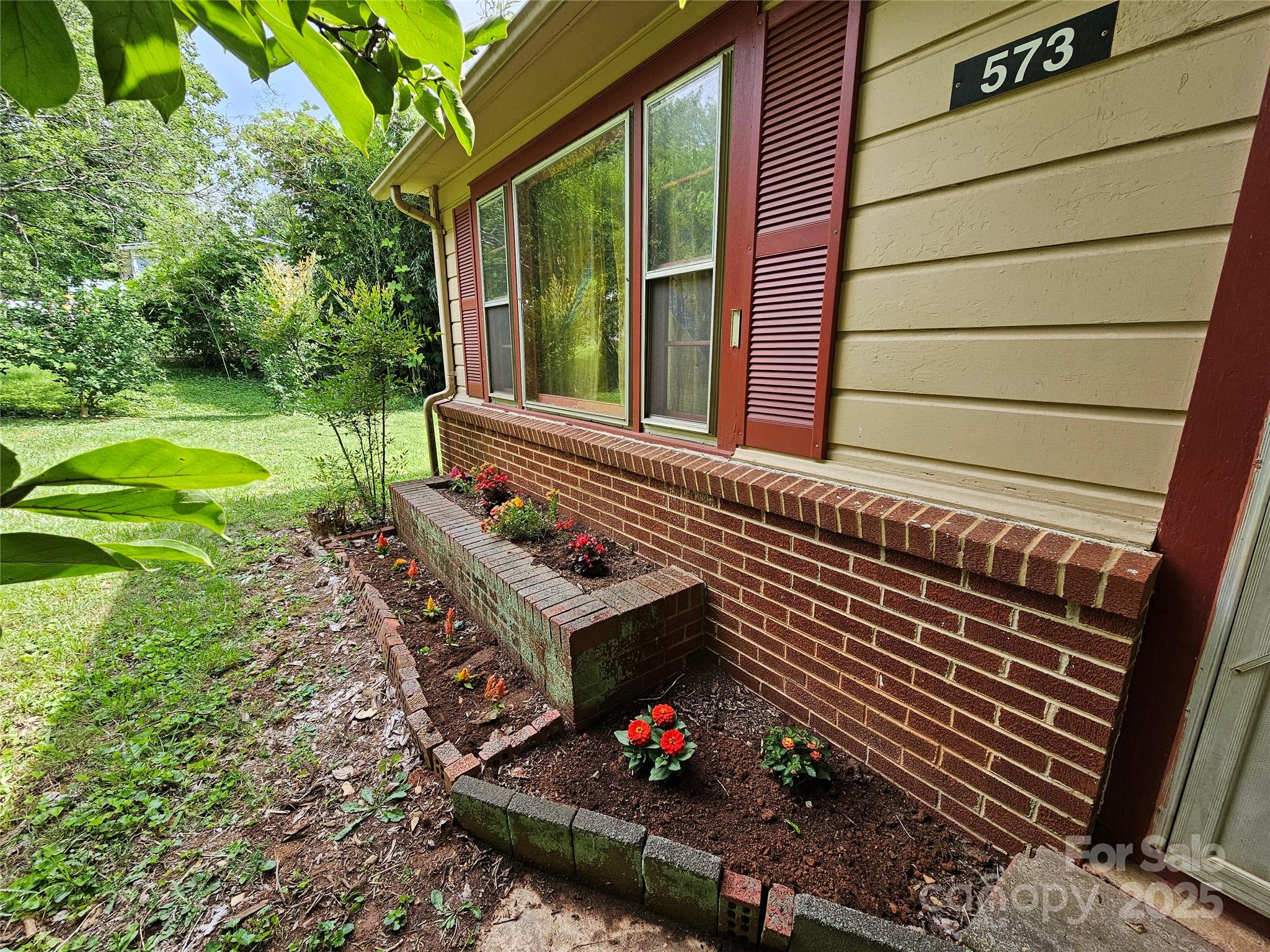 573 Uptons Landing Road Marion NC 28752