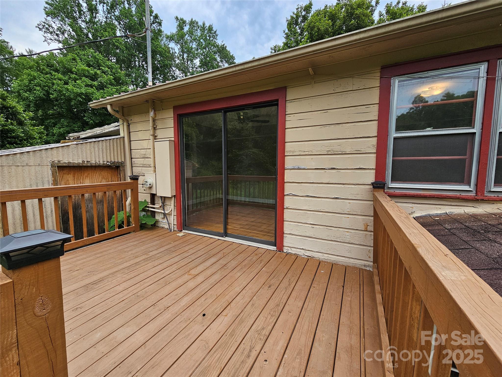 573 Uptons Landing Road Marion NC 28752