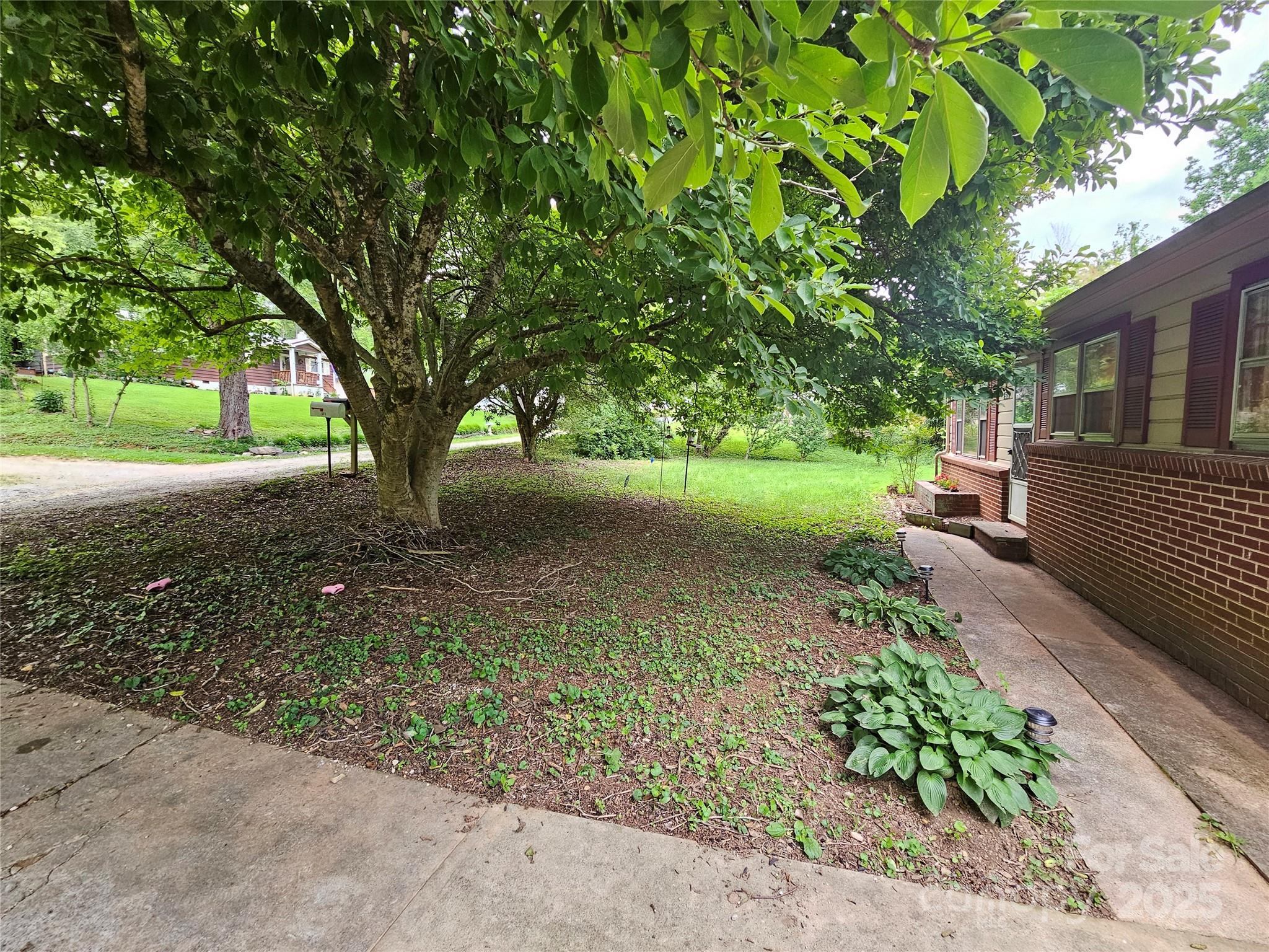 573 Uptons Landing Road Marion NC 28752