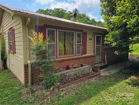 573 Uptons Landing Road Marion NC 28752