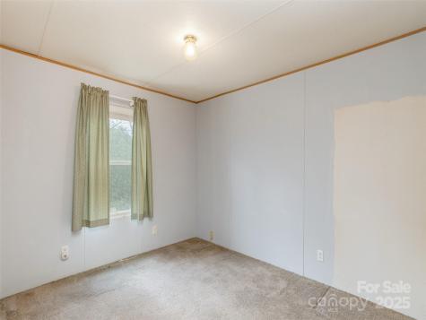81 Mount Airy Road Marshall NC 28753