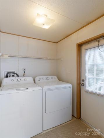 81 Mount Airy Road Marshall NC 28753