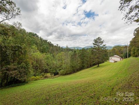 81 Mount Airy Road Marshall NC 28753