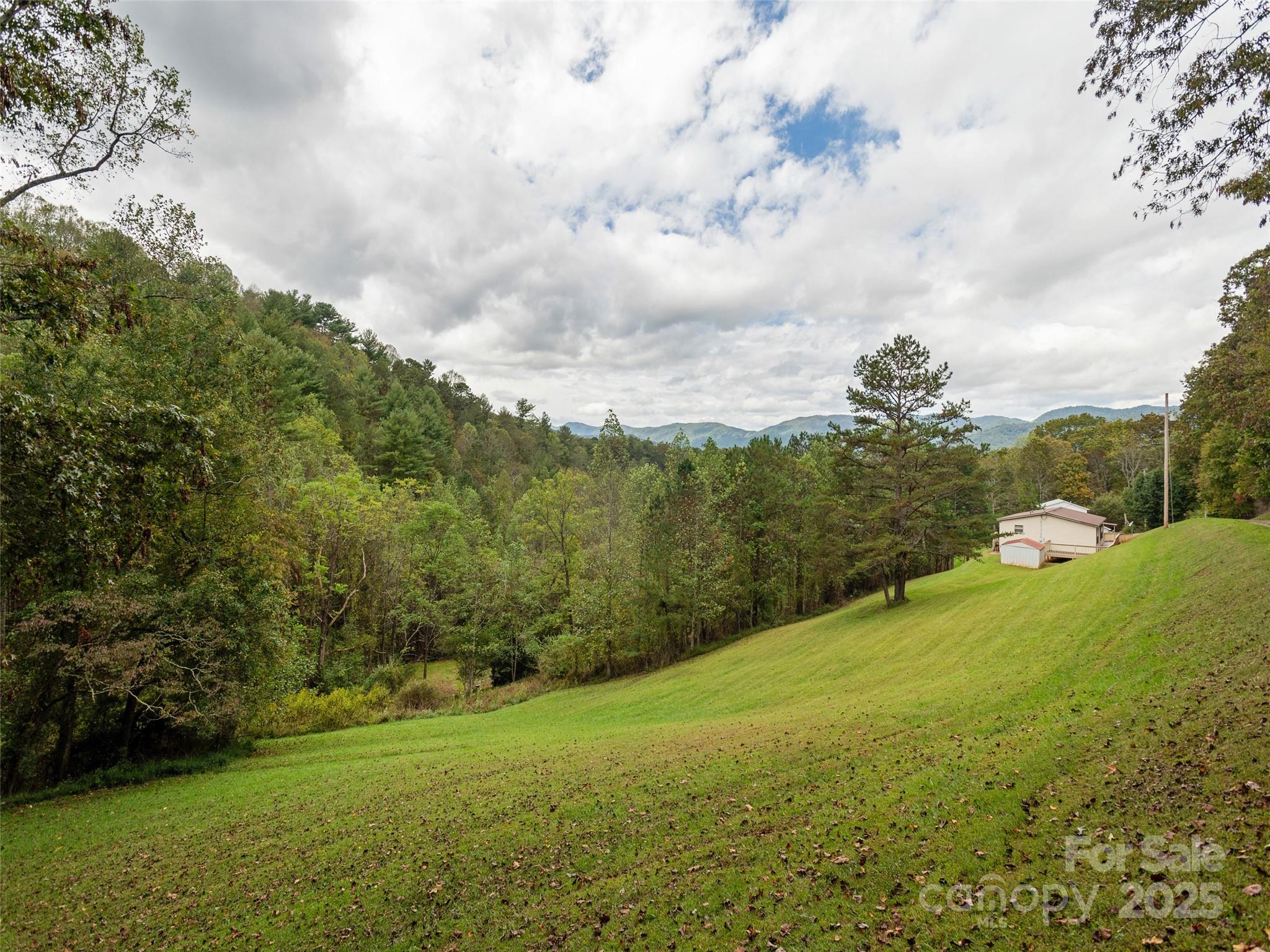 81 Mount Airy Road Marshall NC 28753