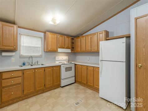 81 Mount Airy Road Marshall NC 28753