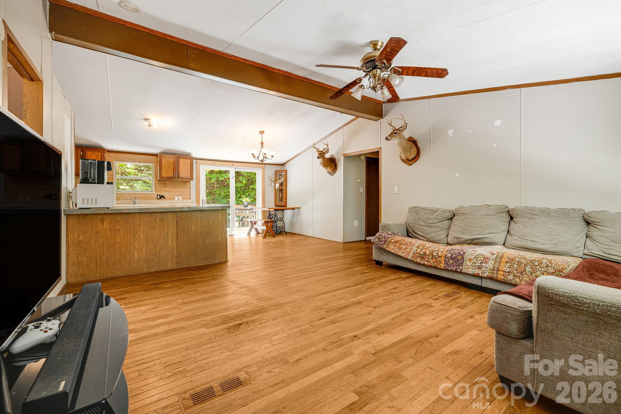 94 Long Ridge Road Candler NC 28715