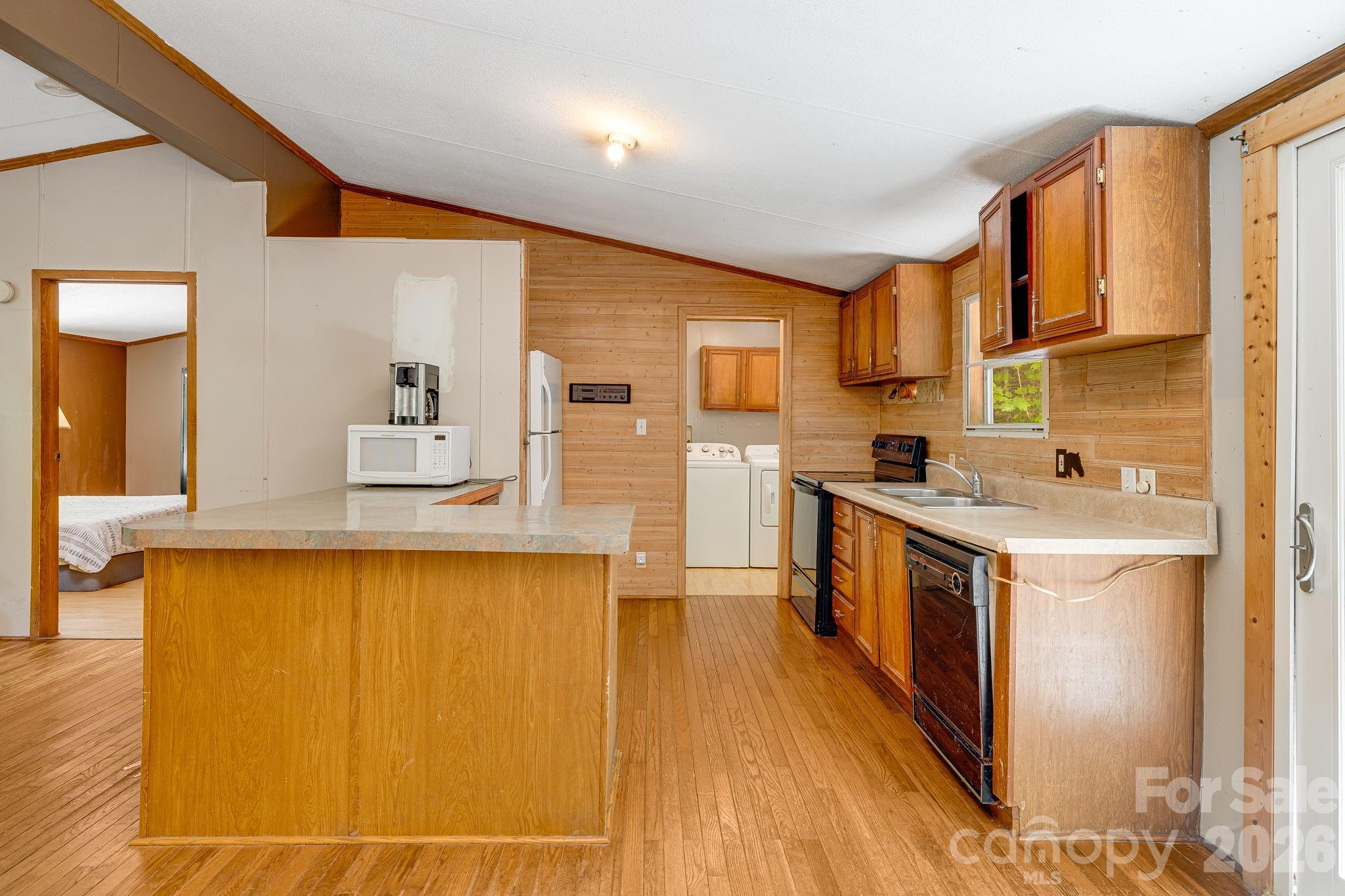 94 Long Ridge Road Candler NC 28715