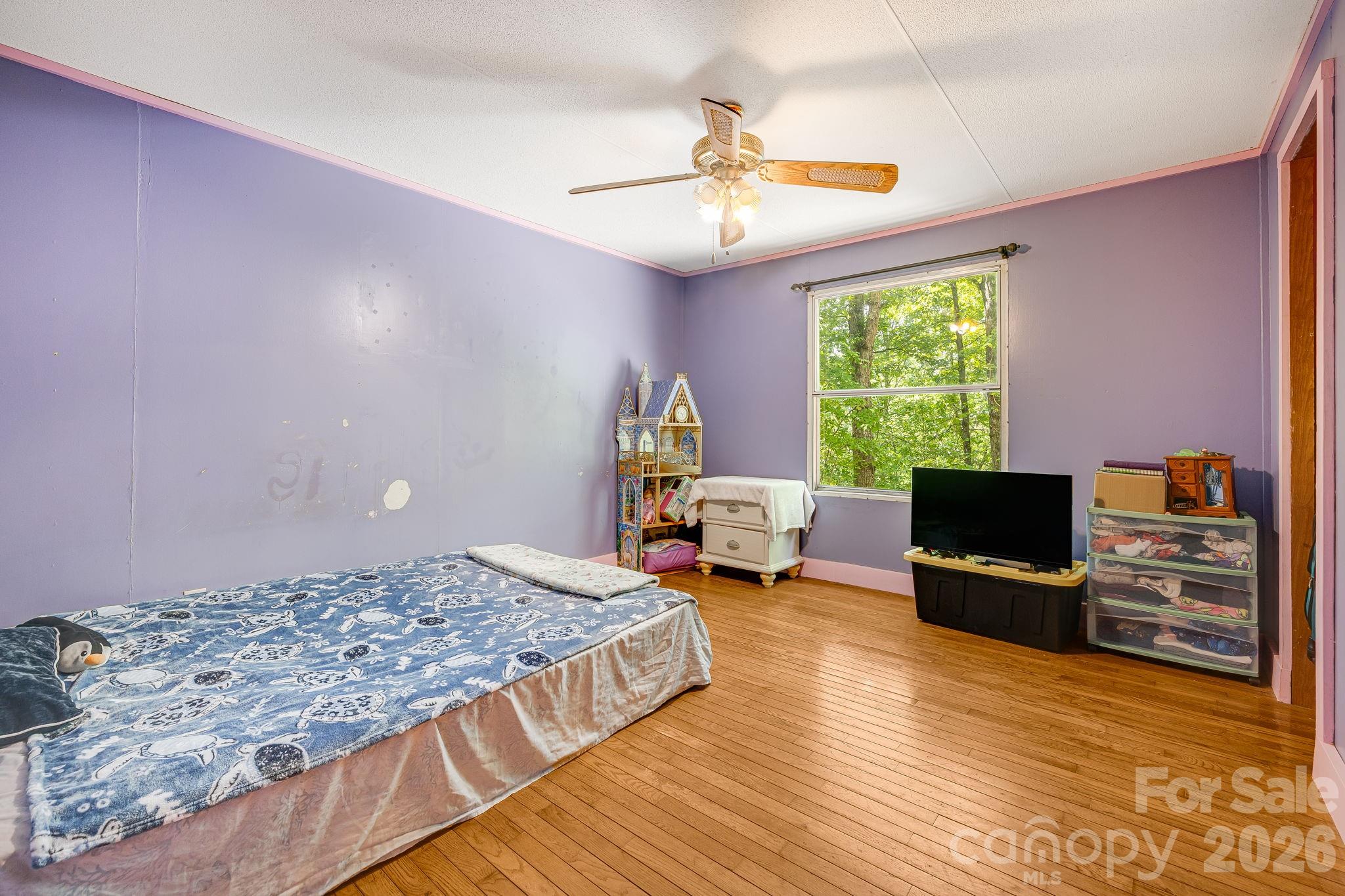 94 Long Ridge Road Candler NC 28715