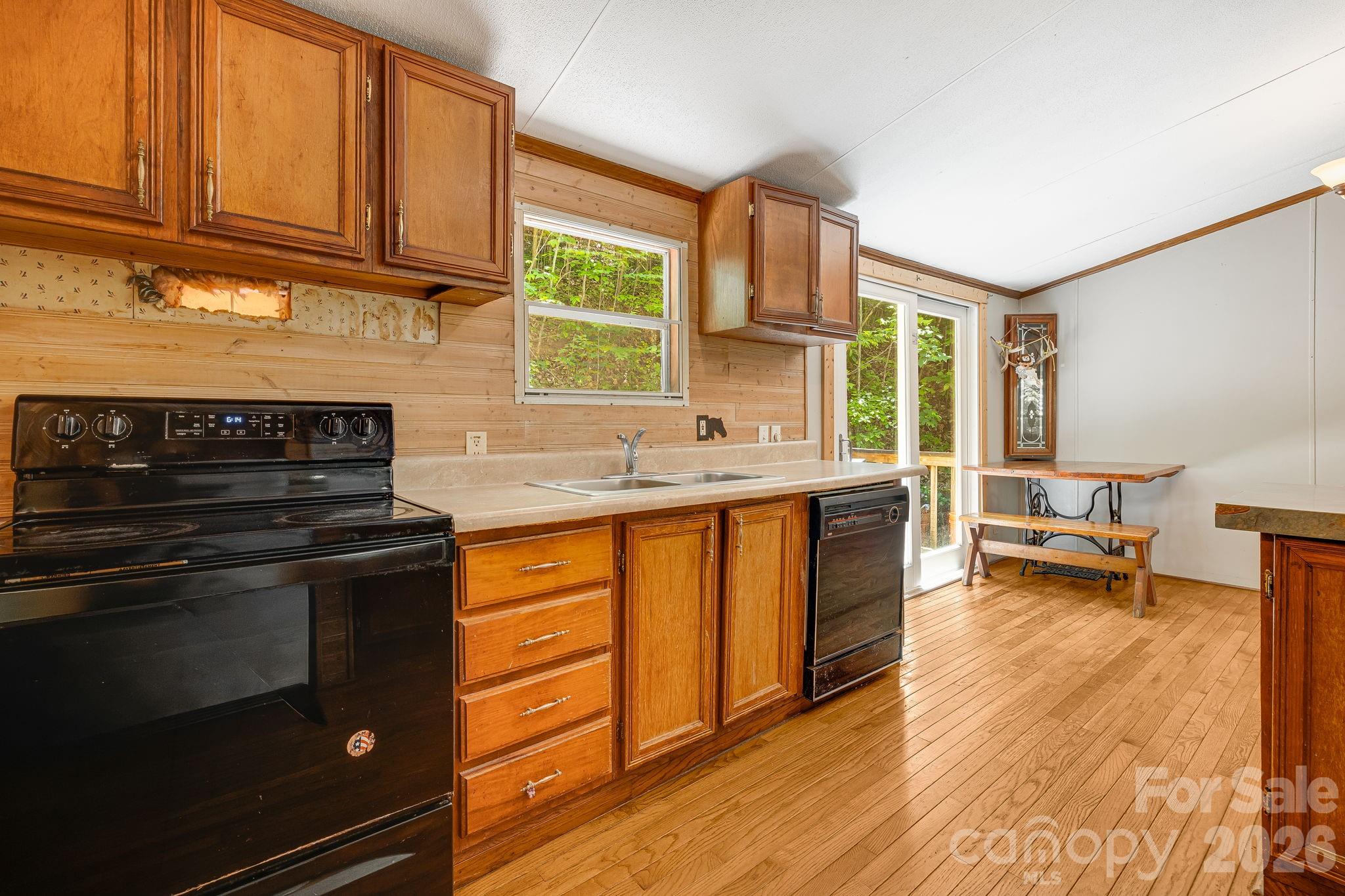 94 Long Ridge Road Candler NC 28715