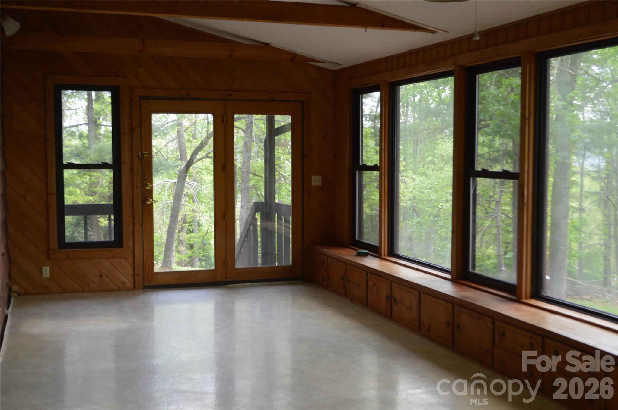 300 Good Neighbor Lane Brevard NC 28712