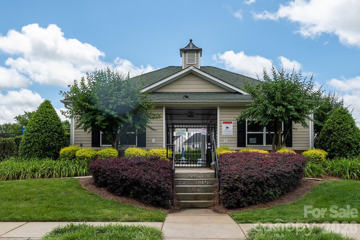 1125 Brookdale Lane Stanley NC 28164