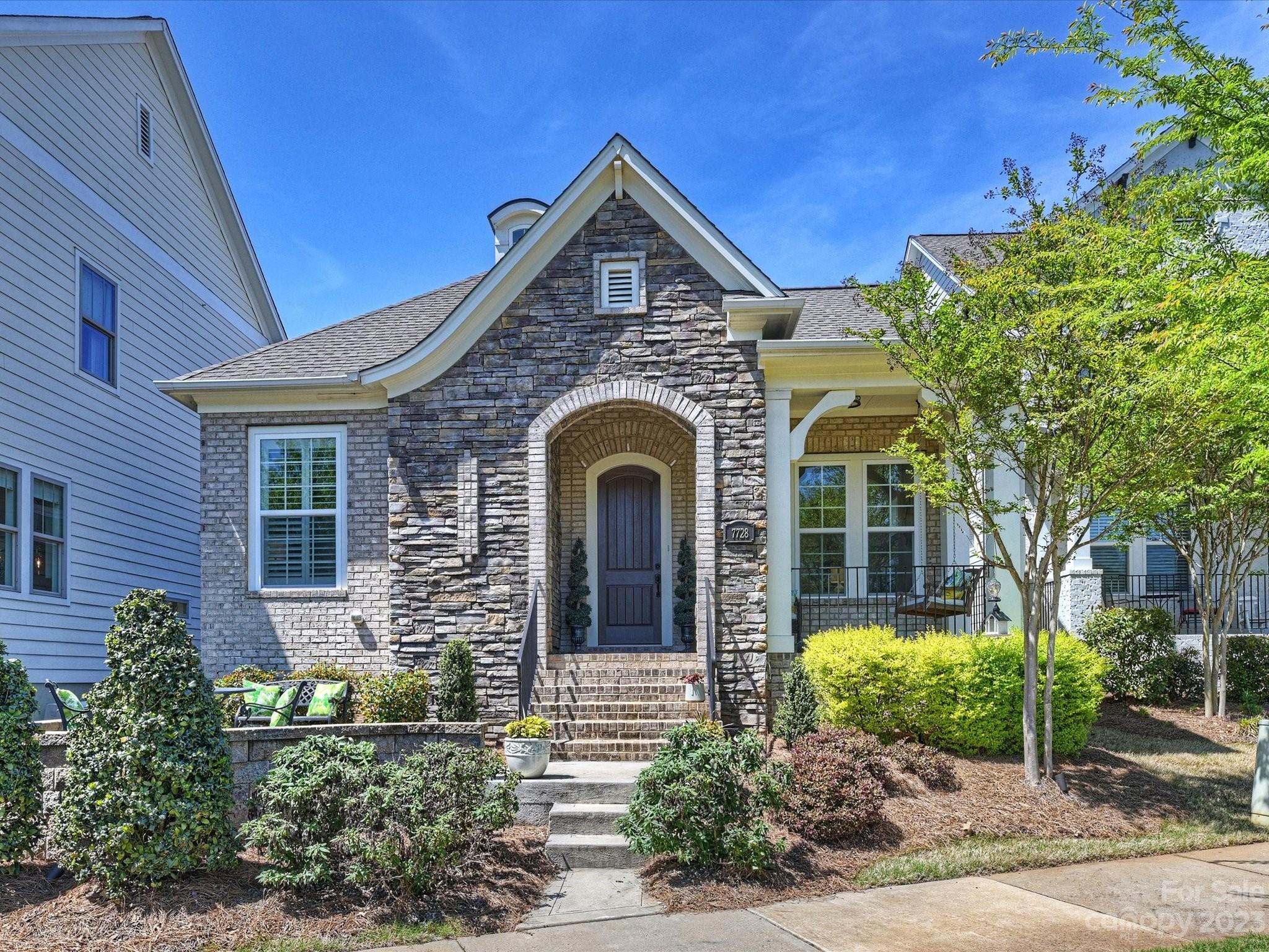 7728 Waverly Walk Avenue Charlotte NC 28277