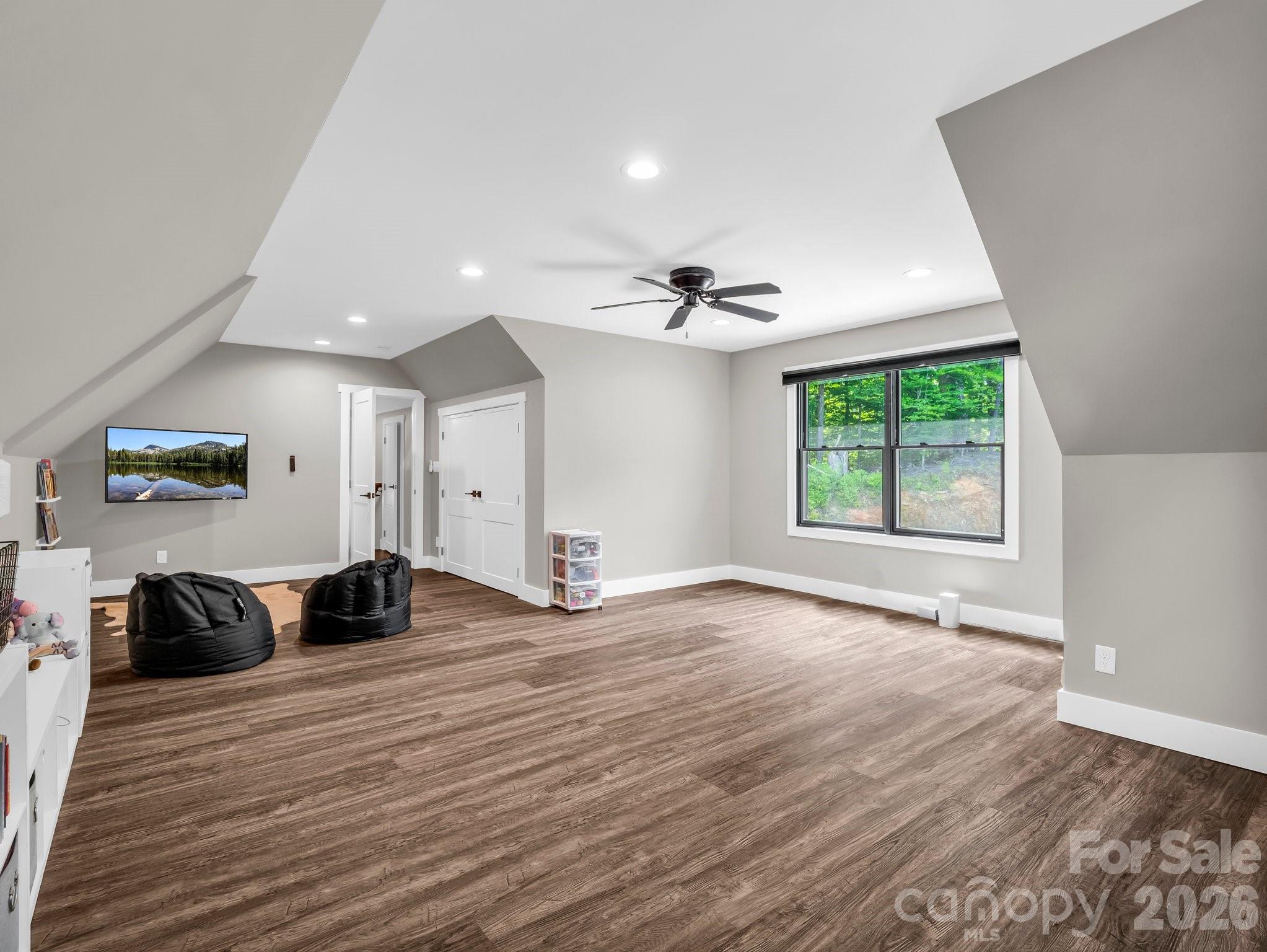5717 Turnpike Road Horse Shoe NC 28742