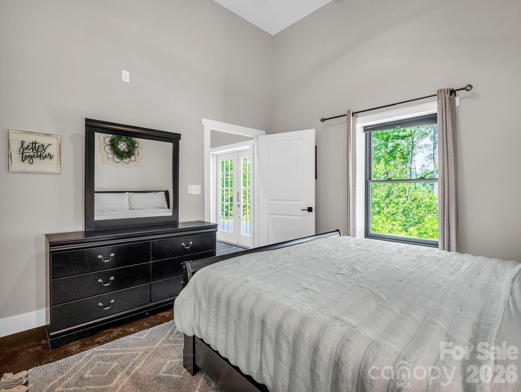 5717 Turnpike Road Horse Shoe NC 28742