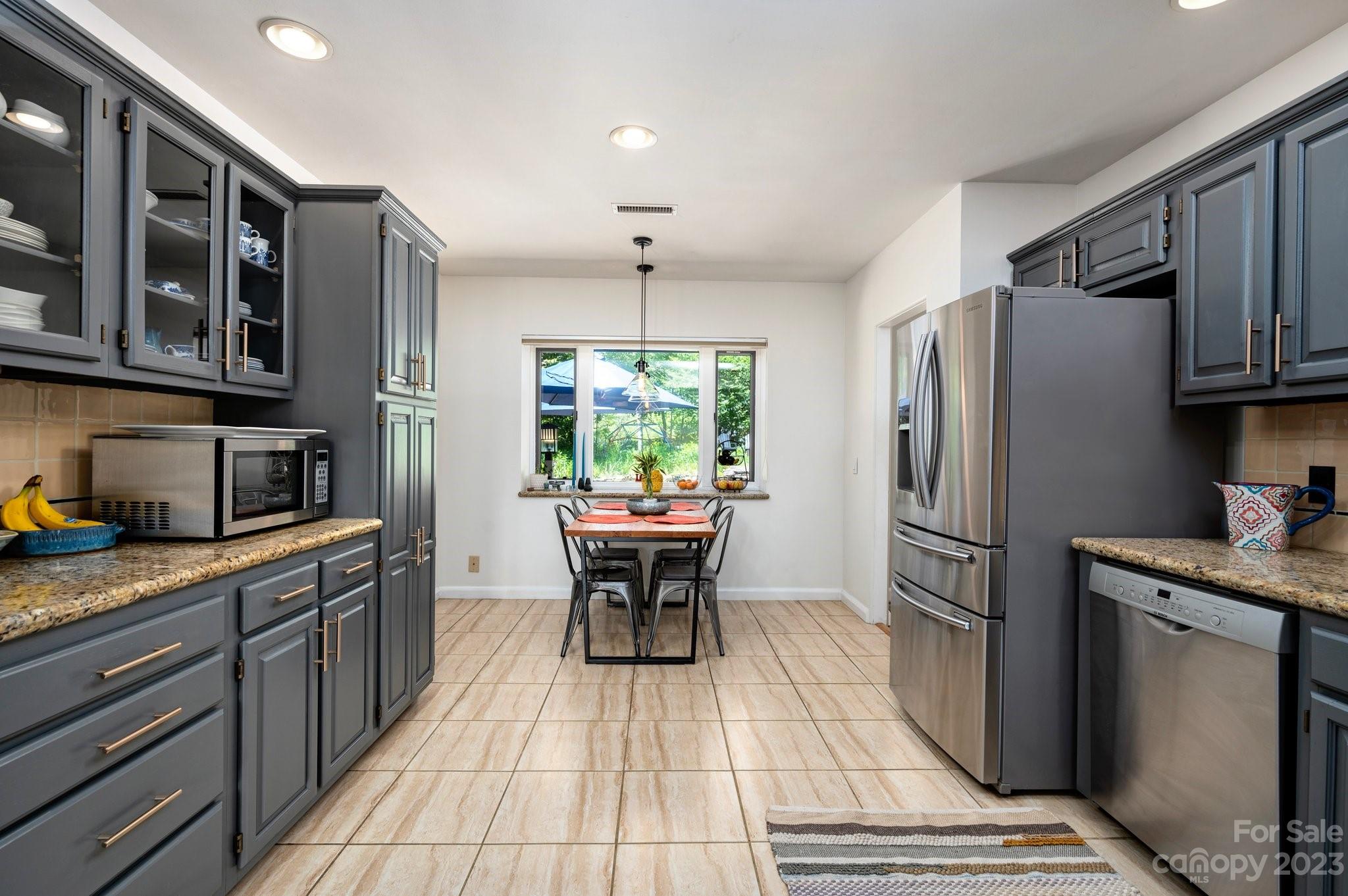 8 W Kensington Road Asheville NC 28804