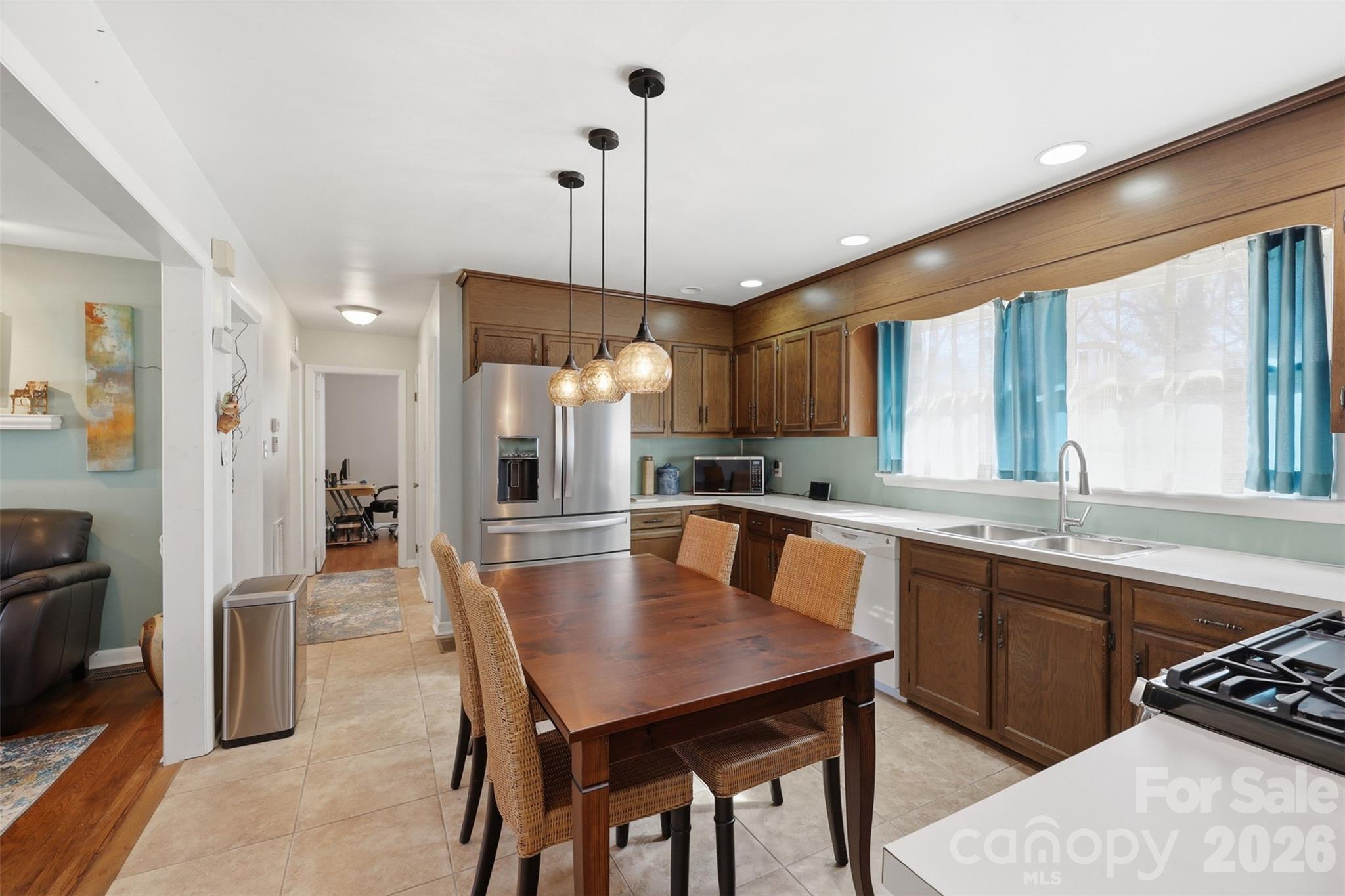 324 17th Avenue NE Hickory NC 28601