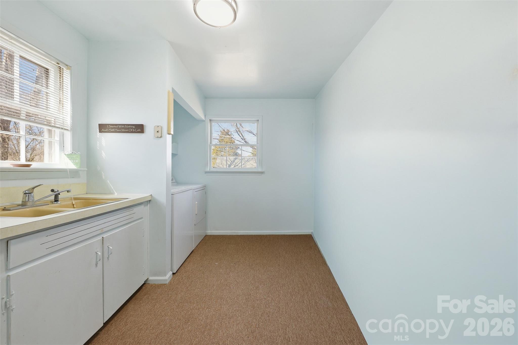 324 17th Avenue NE Hickory NC 28601