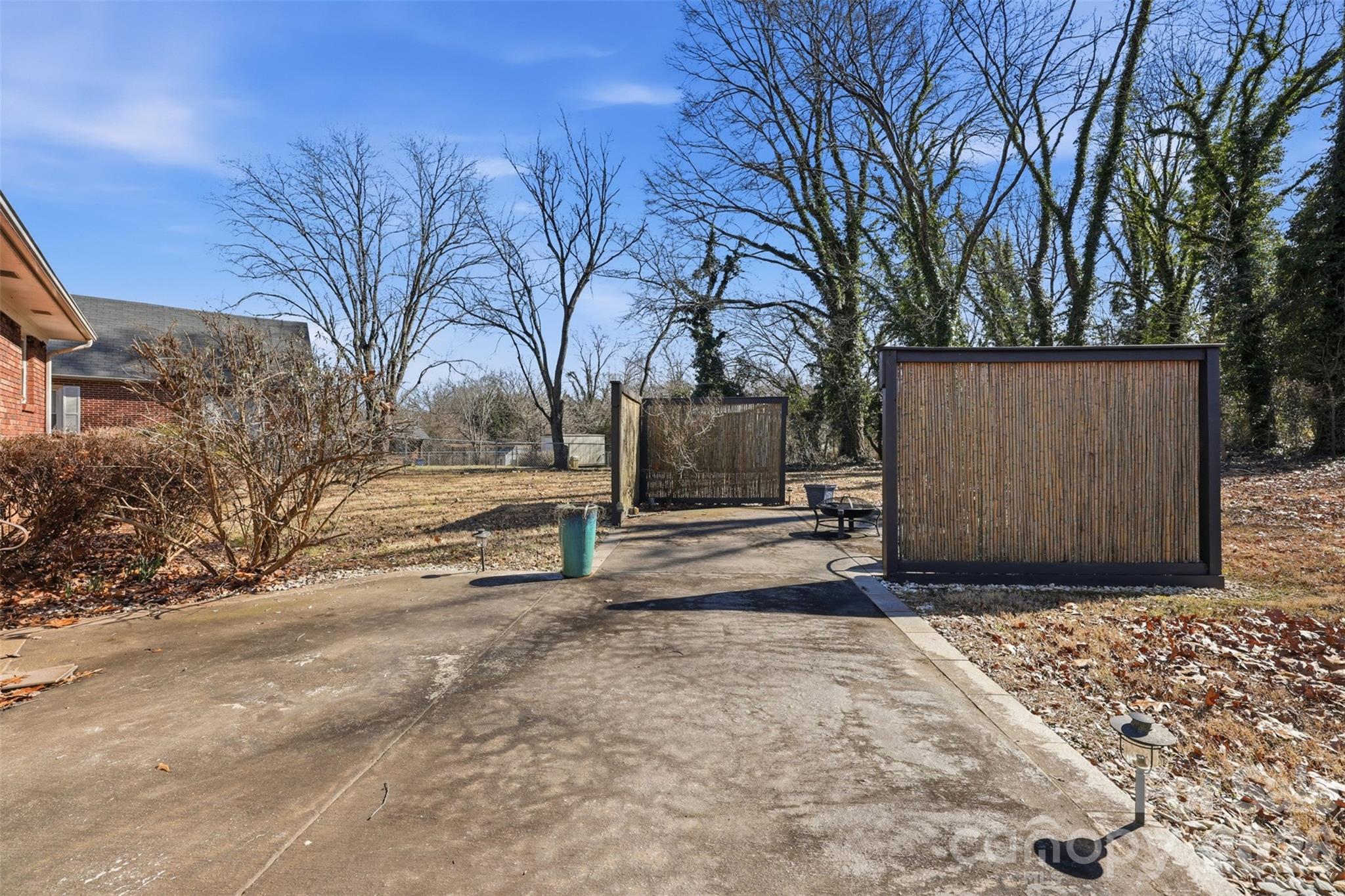 324 17th Avenue NE Hickory NC 28601