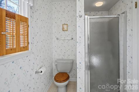 21 Sydney Lane Asheville NC 28806