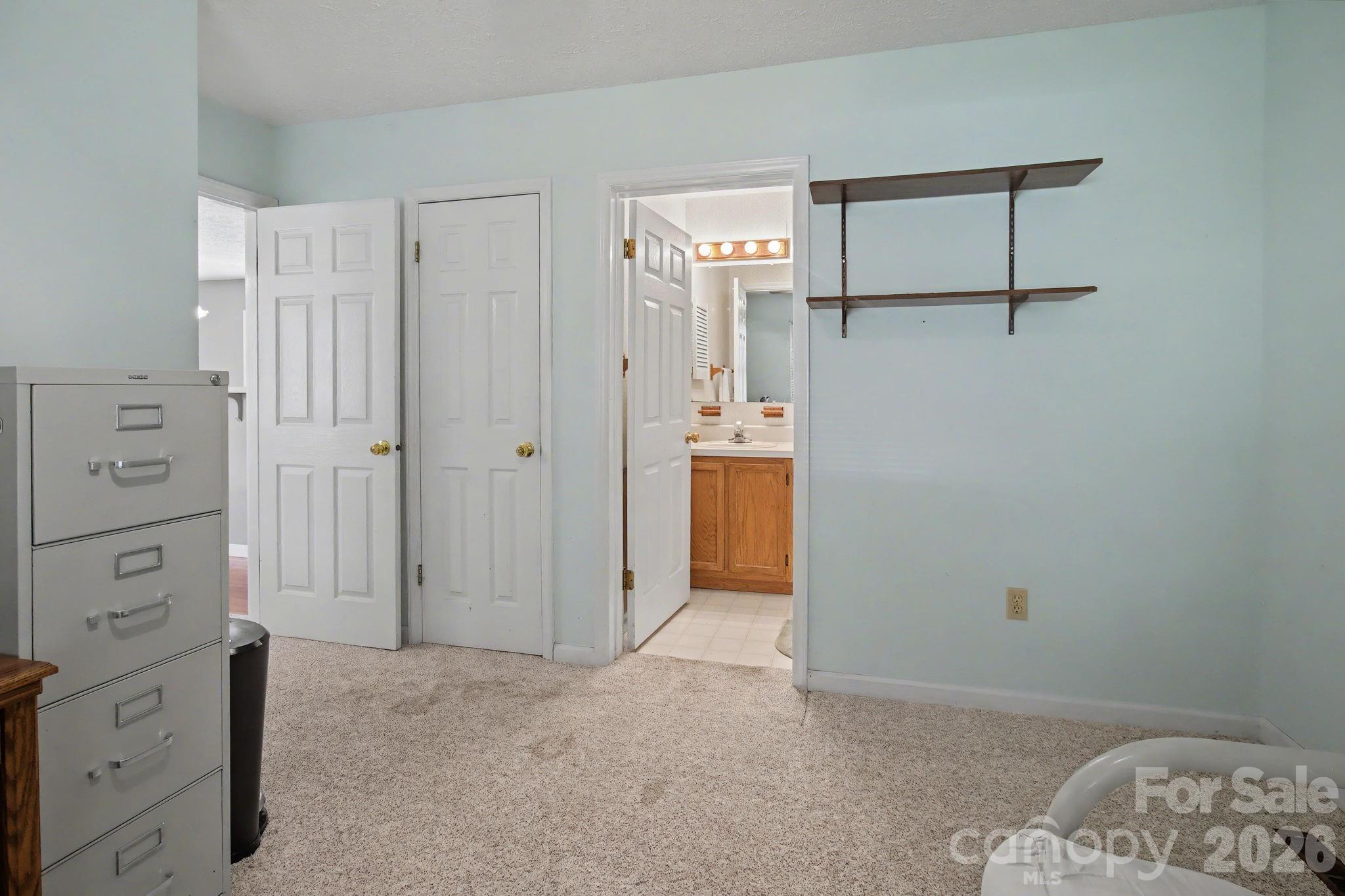 21 Sydney Lane Asheville NC 28806