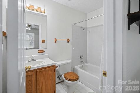 21 Sydney Lane Asheville NC 28806