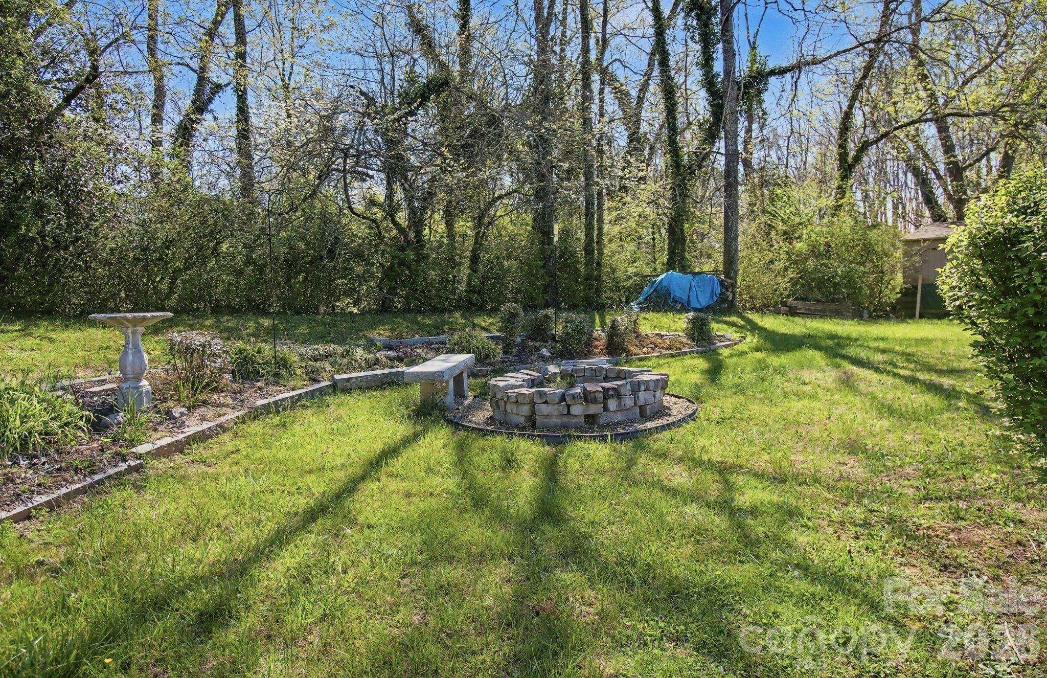 21 Sydney Lane Asheville NC 28806