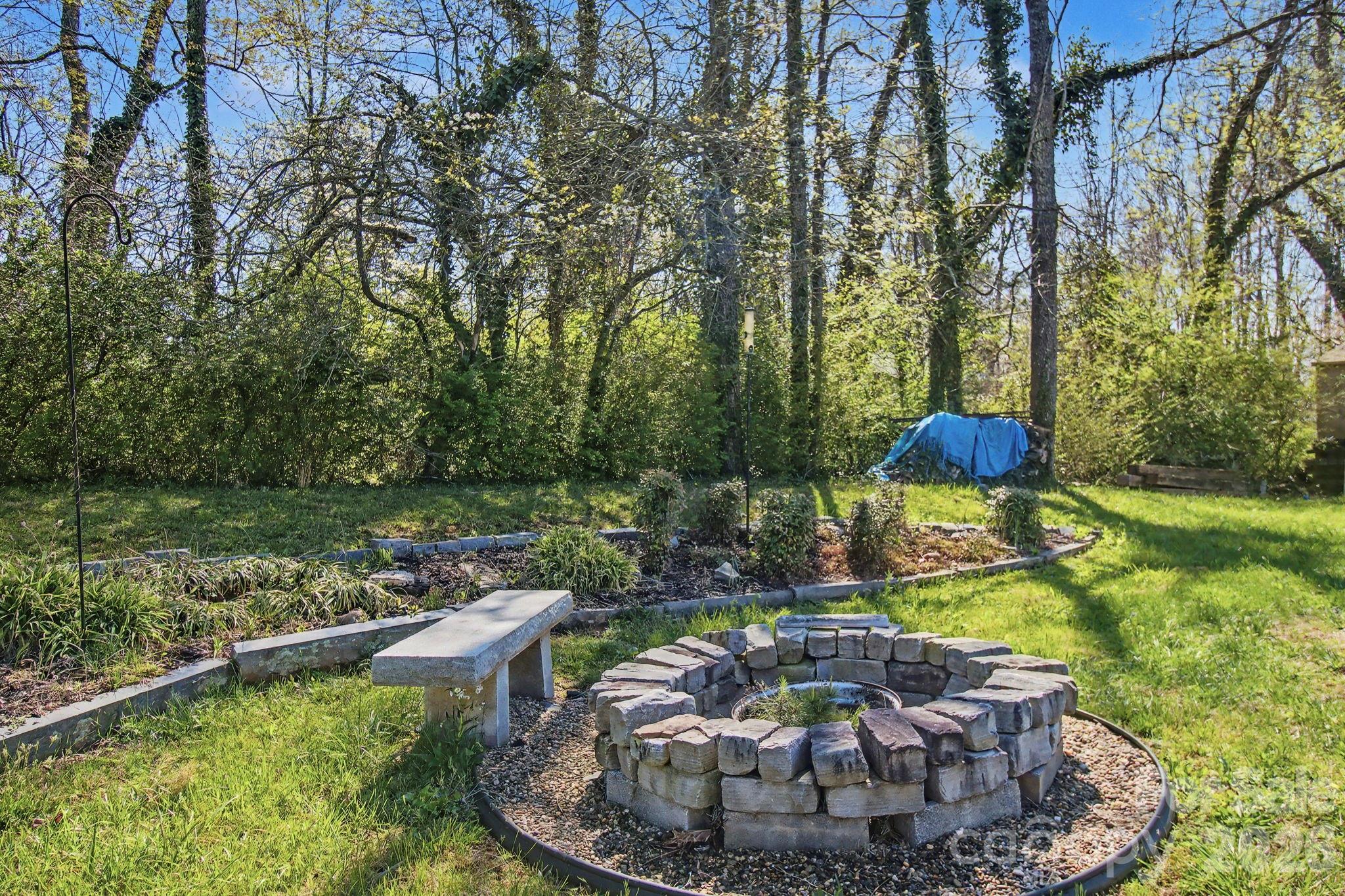 21 Sydney Lane Asheville NC 28806