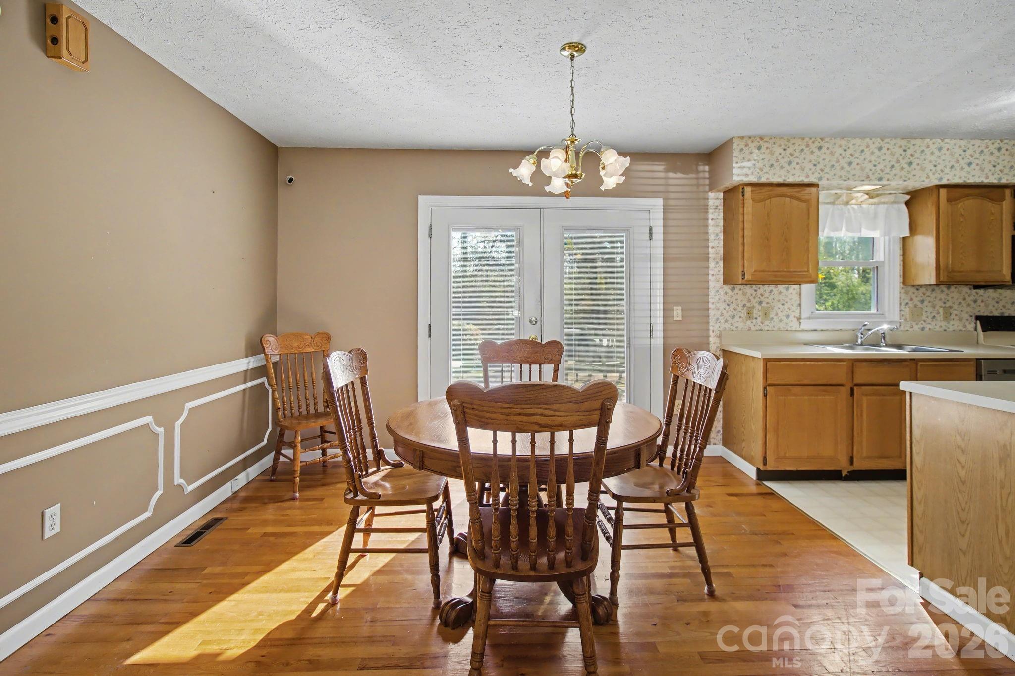 21 Sydney Lane Asheville NC 28806