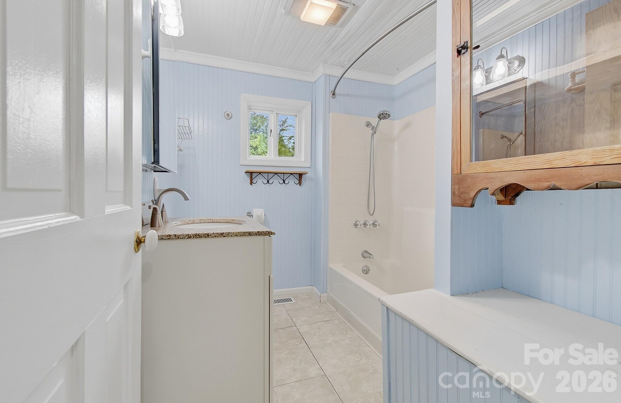 479 Street Pauls Road Hendersonville NC 28792