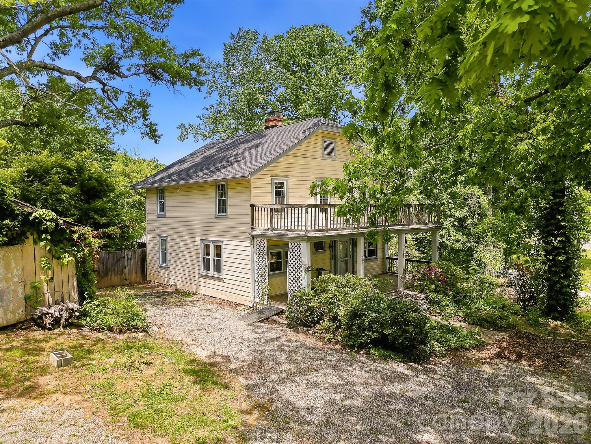 479 Street Pauls Road Hendersonville NC 28792
