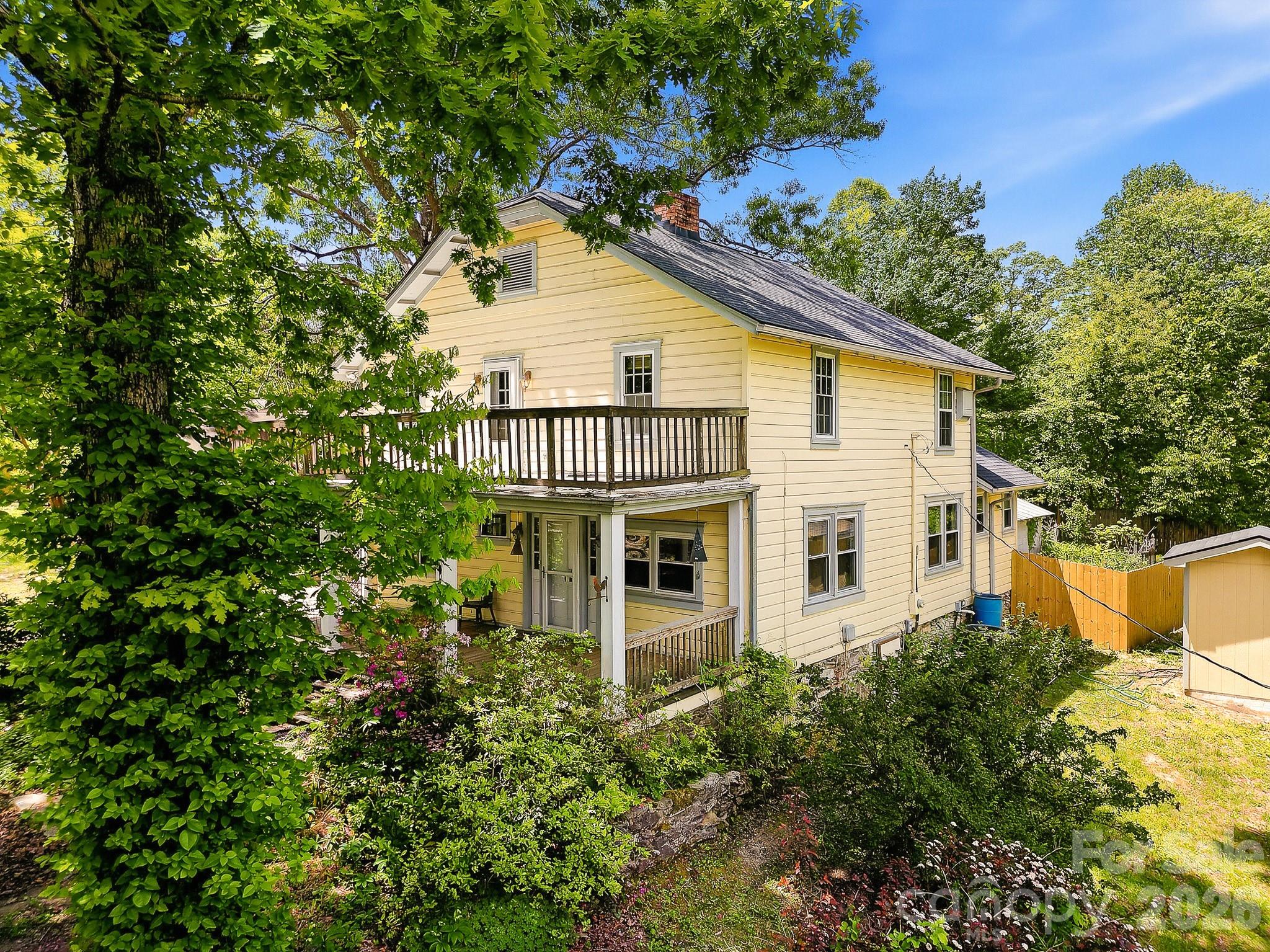 479 Street Pauls Road Hendersonville NC 28792