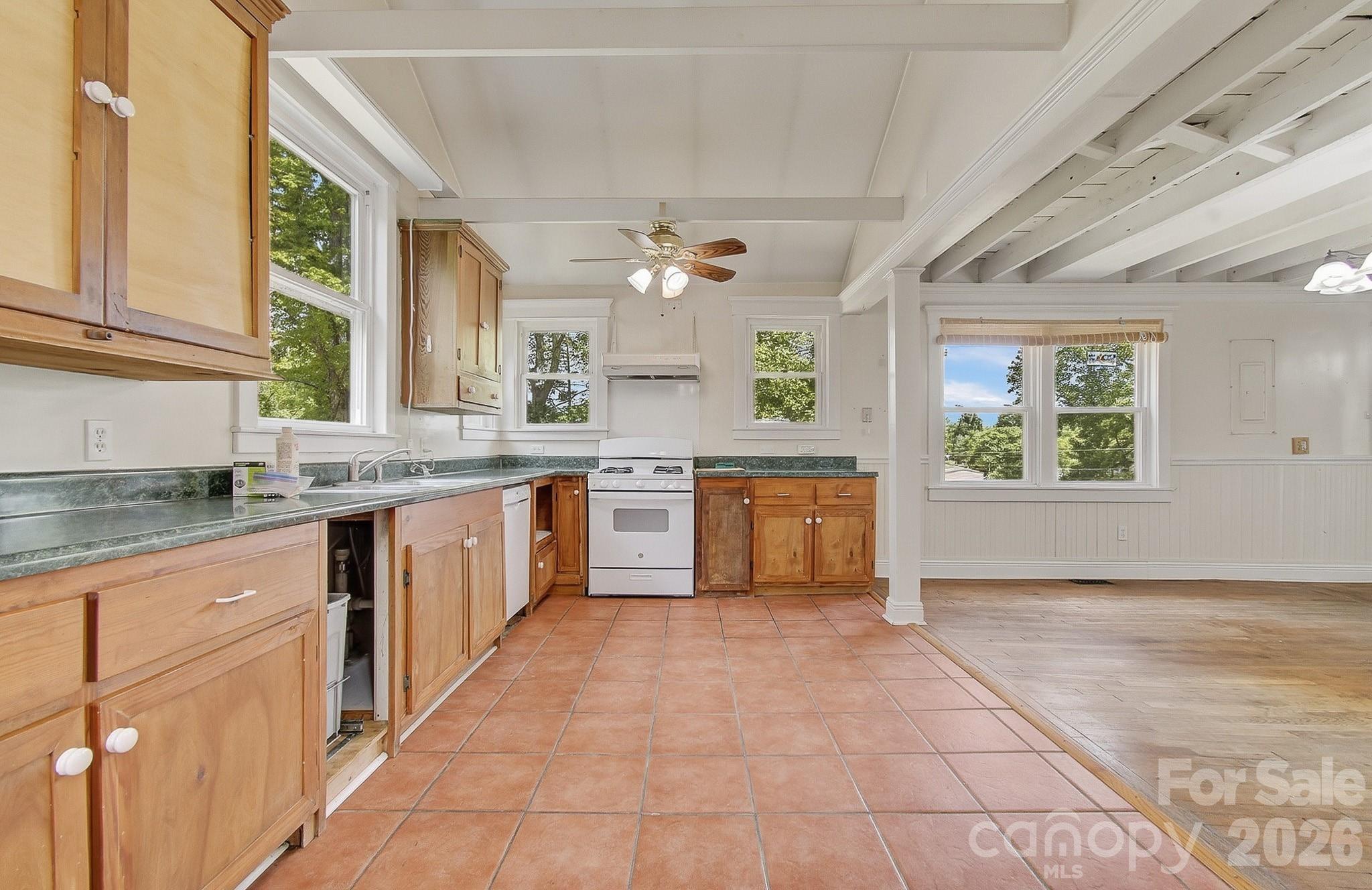 479 Street Pauls Road Hendersonville NC 28792