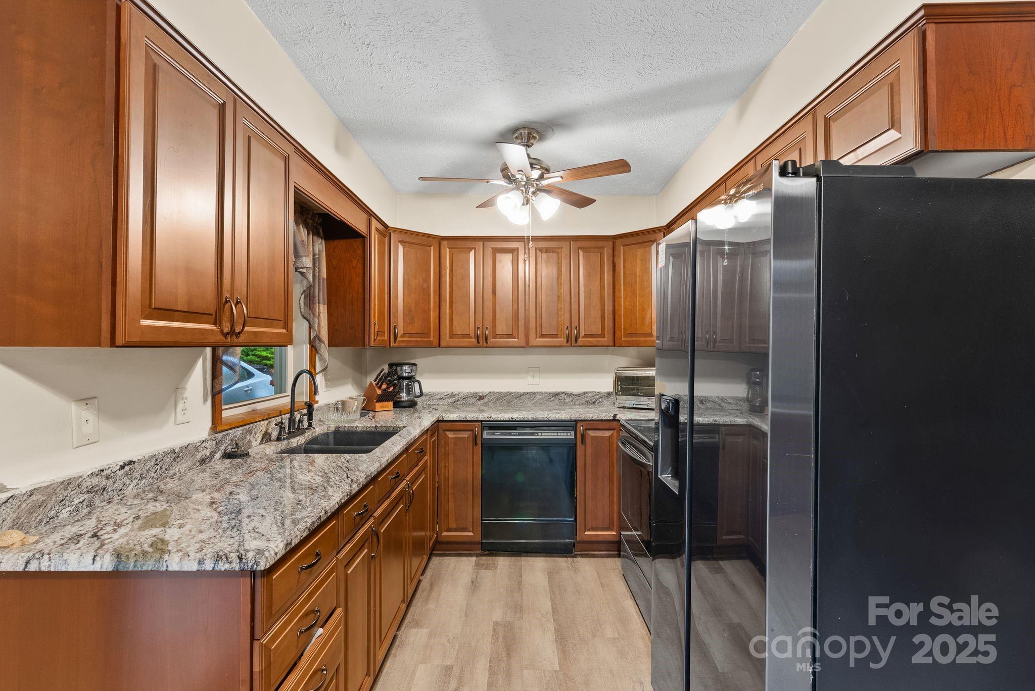 100 Beech Valley Estate Weaverville NC 28787