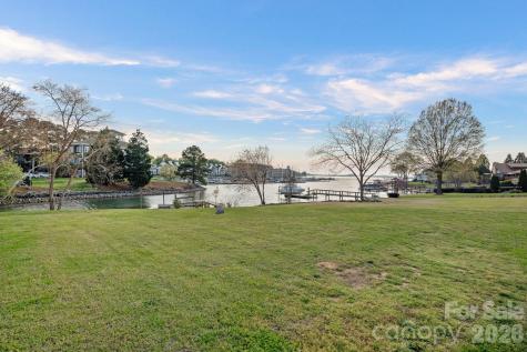18726 Bluff Point Road Cornelius NC 28031